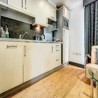 Aparthotel Roomzzz Leeds West Leeds (West Yorkshire)