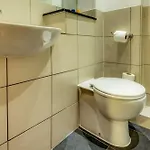 Aparthotel Roomzzz West
